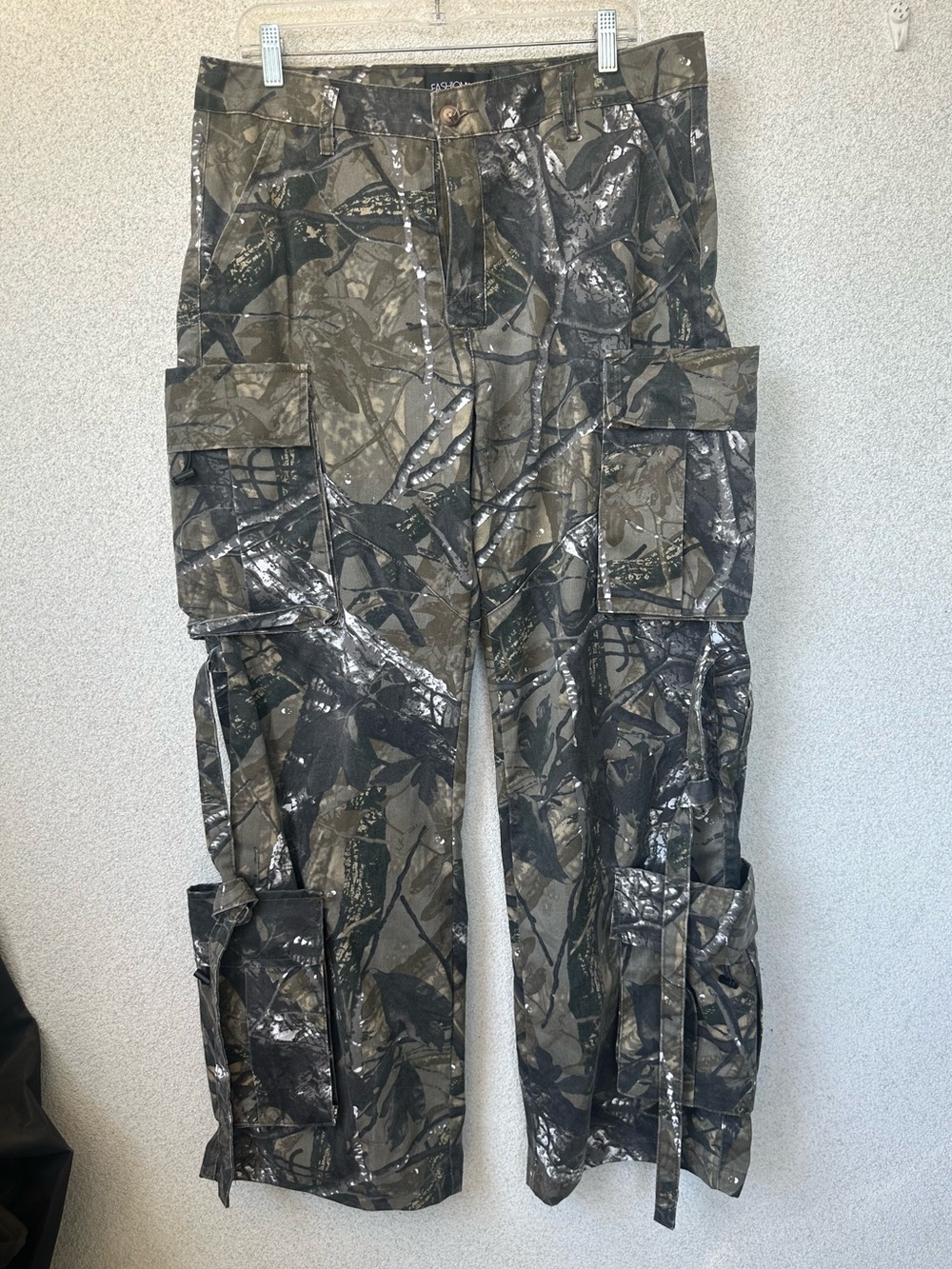 Fashion Nova Camo Cargo Pants XL Realtree Hunting Tactical Utility Streetwear